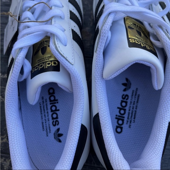 Adidas Superstar White Sneakers Men’s Size 9 - Picture 8 of 8